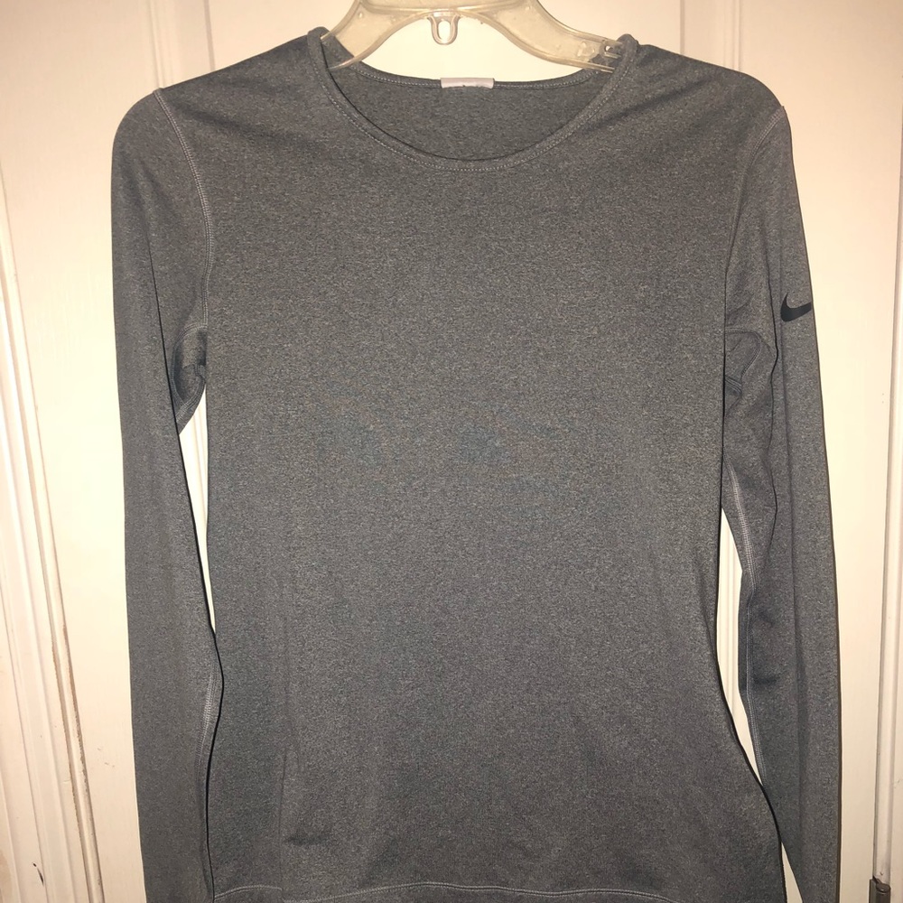 Nike dry fit longsleeve workout top